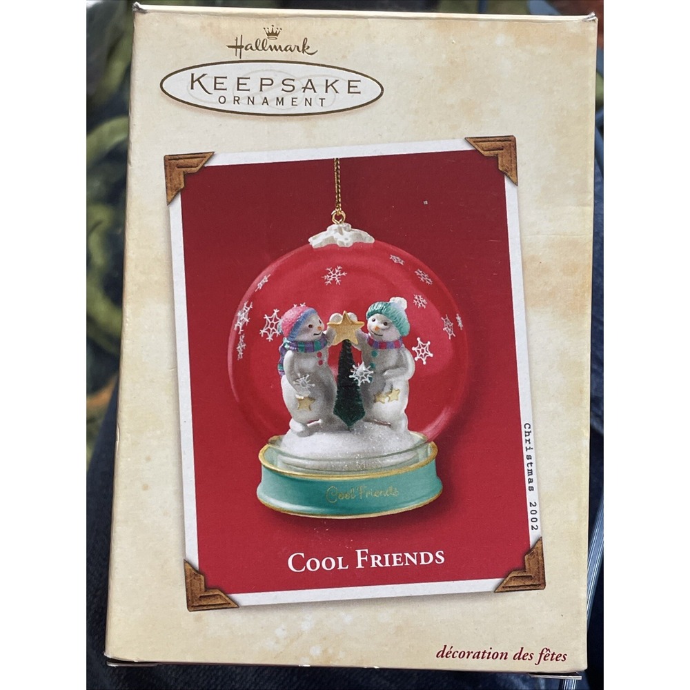 Vintage Hallmark Keepsake Ornament 2002 Cool Friends Snowmen in Snow Globe